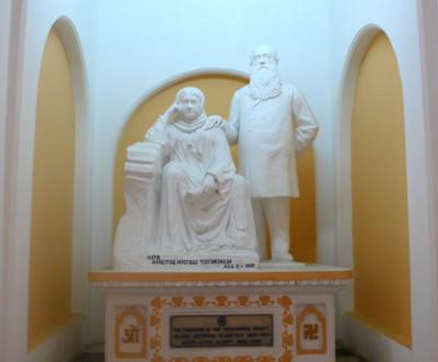 The famous statue of HPB and Col. Olcott at the international headquarters of the Adyar Theosophical Society, Adyar, Chennai, India.